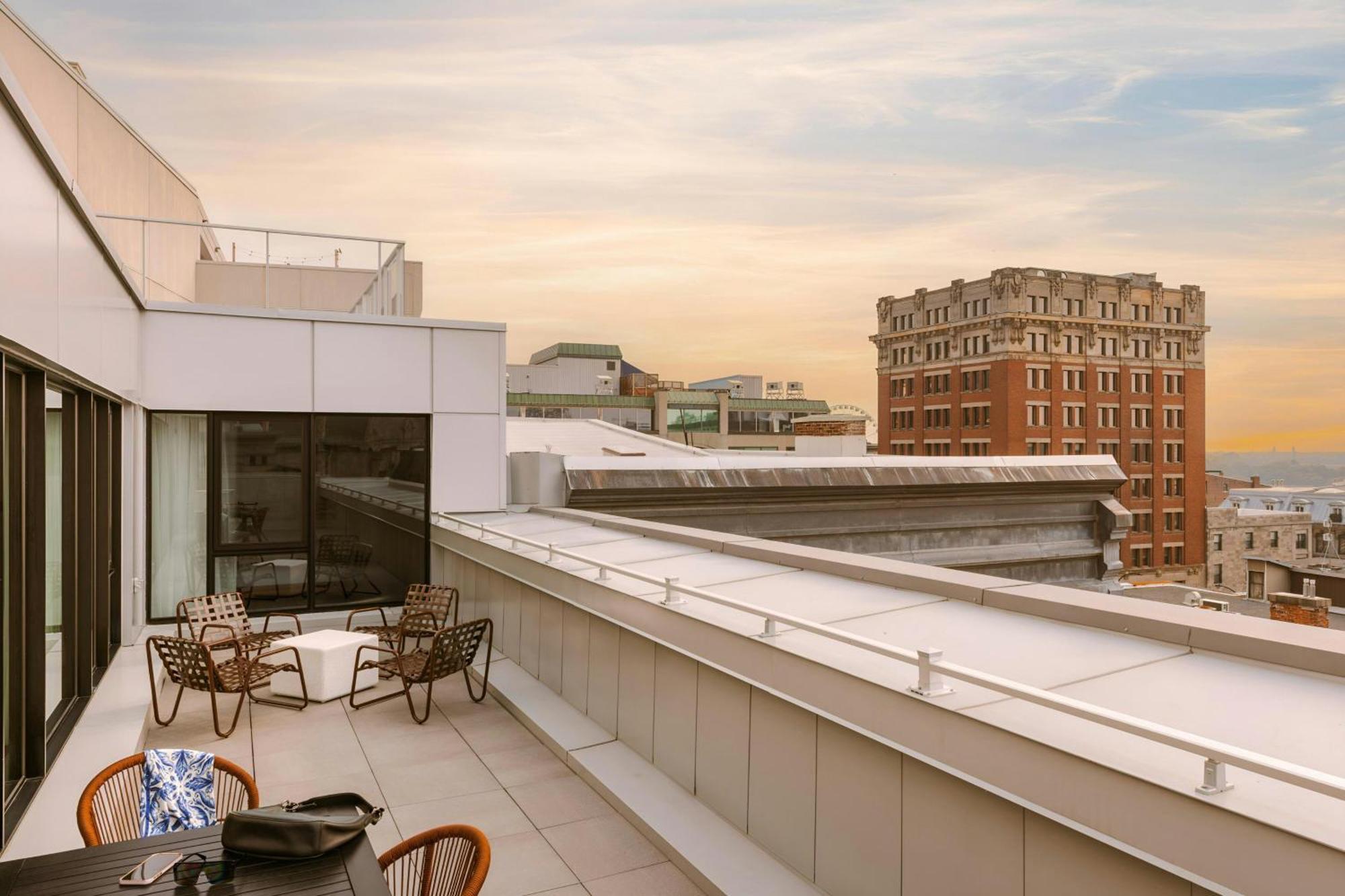 Sonder By Marriott Bonvoy Lambert Old Montreal
